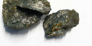 Australian listed Walkabout starts graphite mining in Tanzania