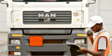 Bottlenecks hold back EAC trade despite strides, new report says