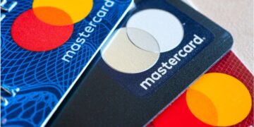 MasterCard to do away with 168 million plastic cards by 2028