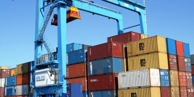 Mombasa port cargo volumes up as Dar rivalry grows fierce